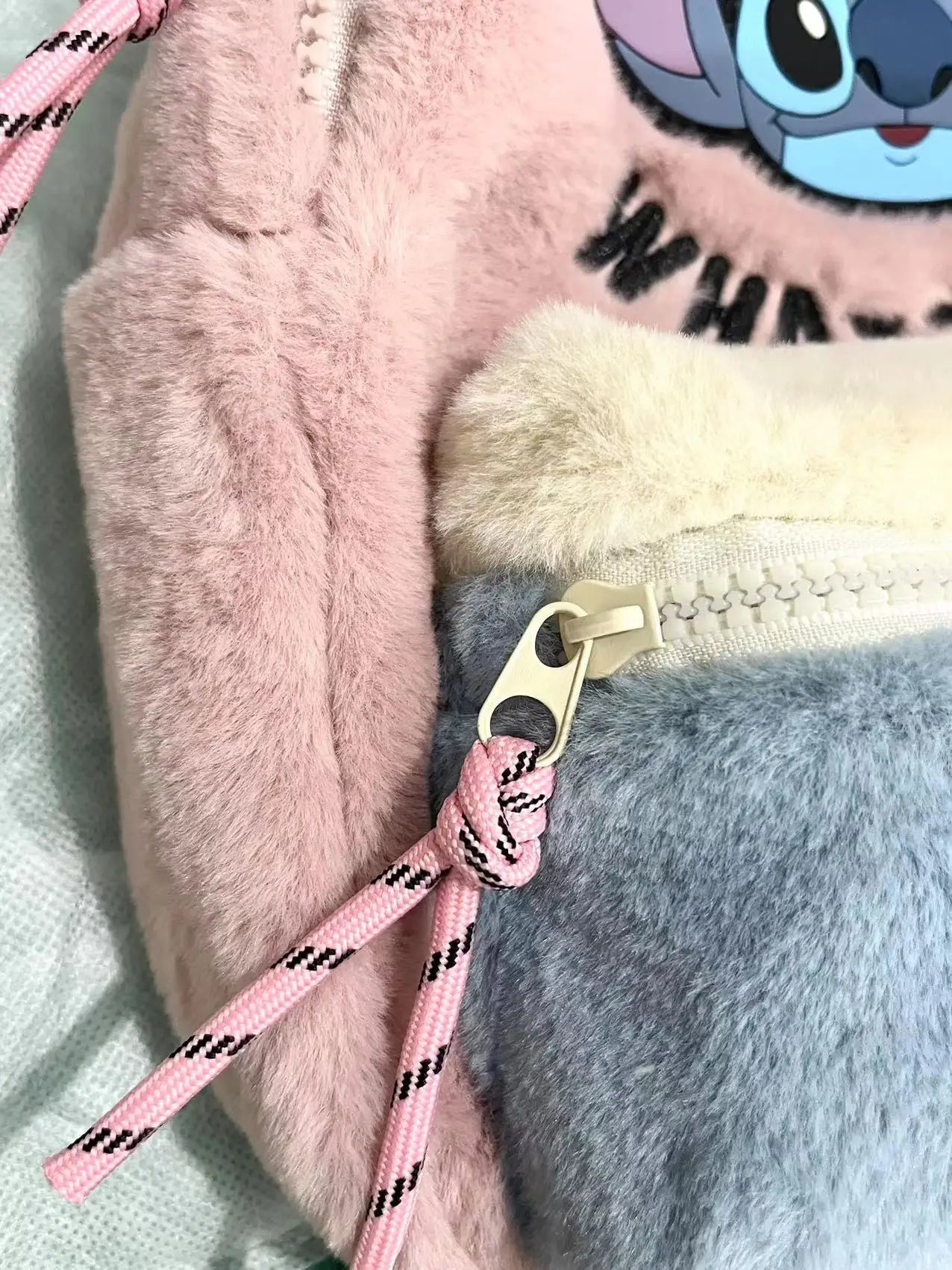 Disney New Cartoon Stitch Plush Children's School Bag Kindergarten Cute Fashion Color Blocking Backpack